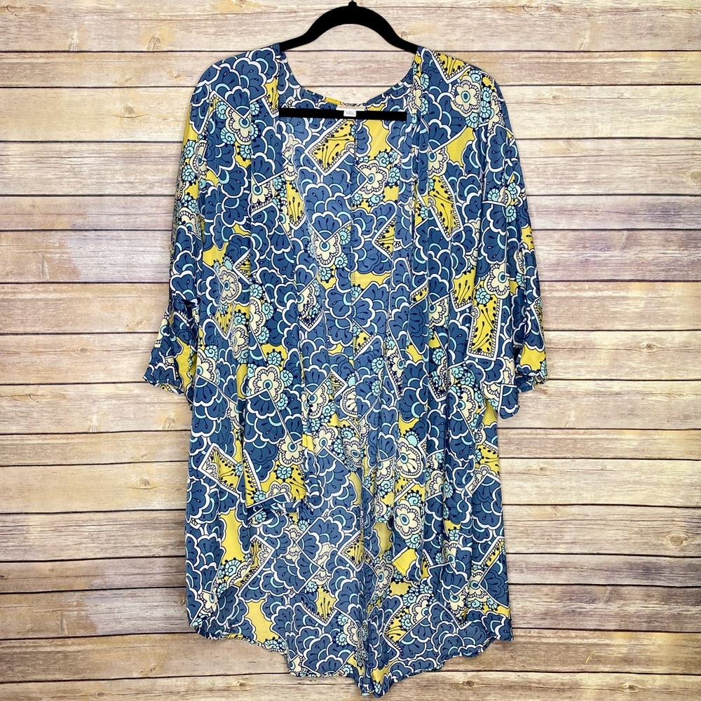 LuLaRoe EUC LARGE Lindsay Kimono Style Coverup